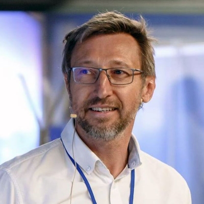 Руководитель комитета - Мамонтов Вадим Юрьевич