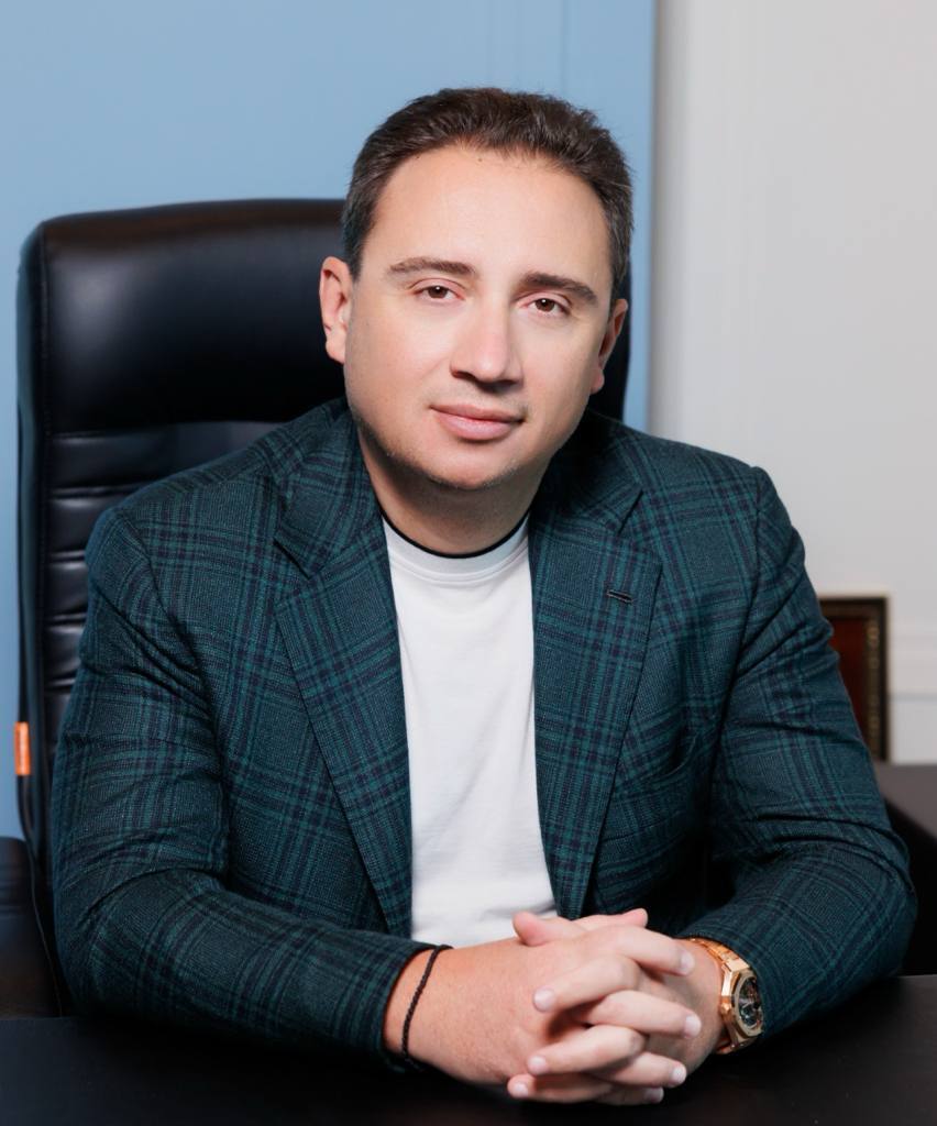 Тарас Демура возглавил WB Travel